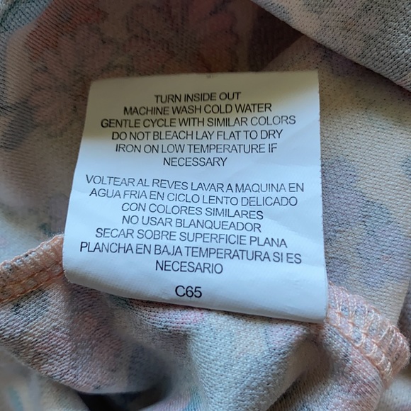 Lily White Lace Trimmed Tank - Picture 9 of 9